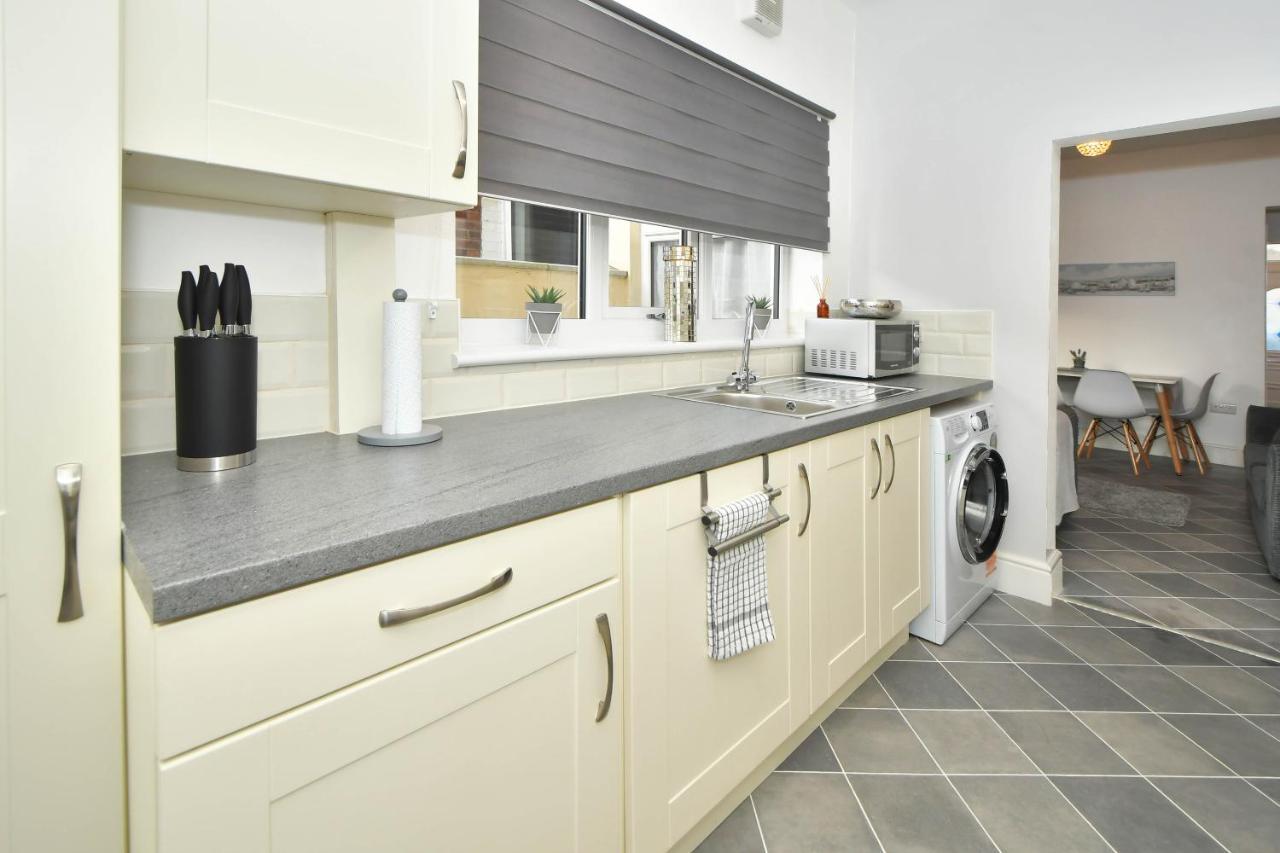 Find A Spacious And Stylish Escape In The City Centre At Sturgess House, Perfect For Longer Stays! Stoke-on-Trent Eksteriør bilde